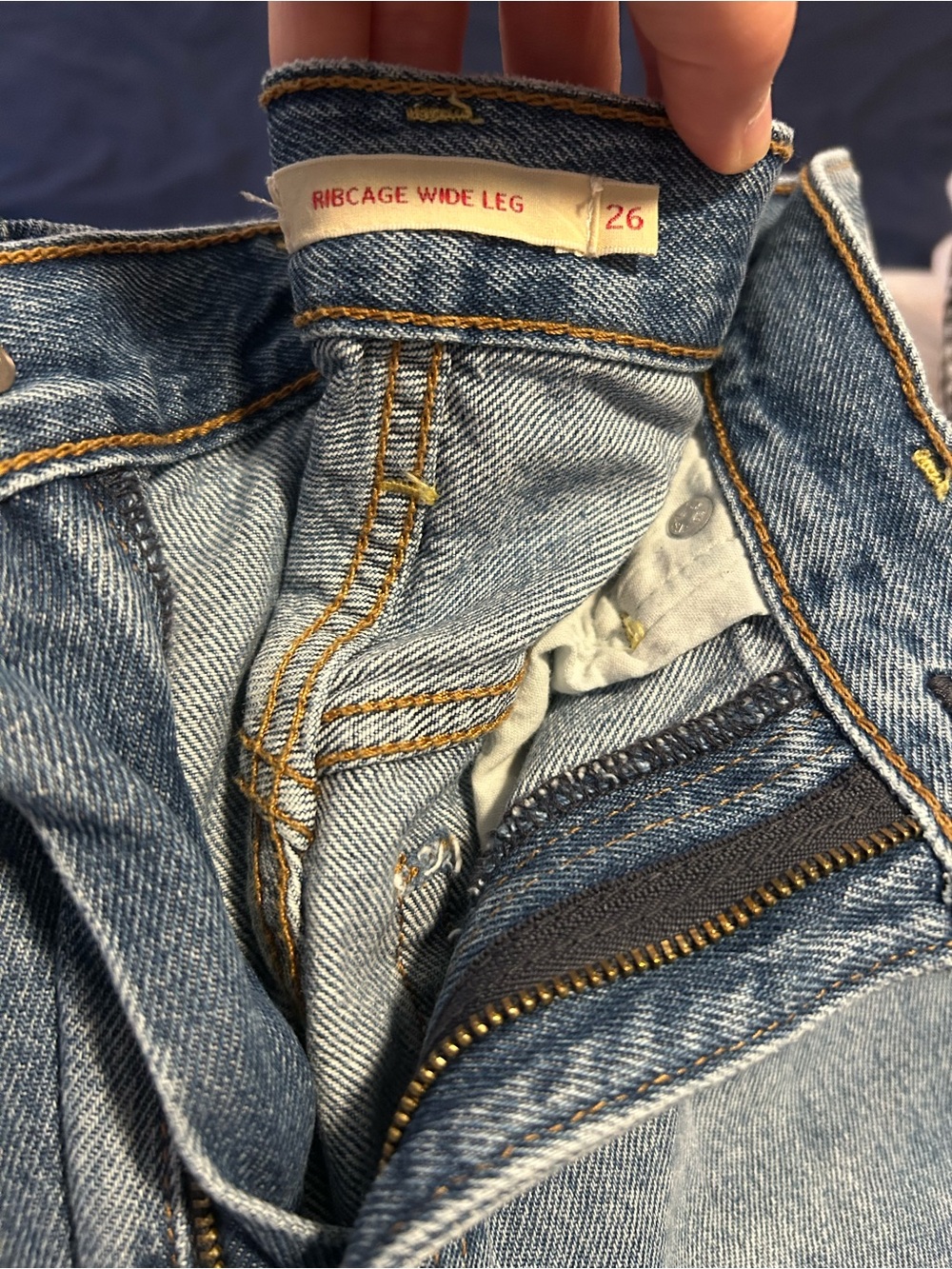 Levi’s Ribcage Wide Leg Jeans — Medium Wash - Picture 7 of 7